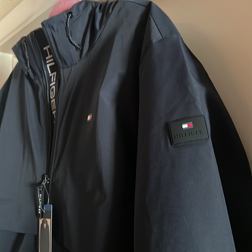 NWT Tommy Hilfiger Lightweight Stretch Rain Jacket L - Picture 4 of 12